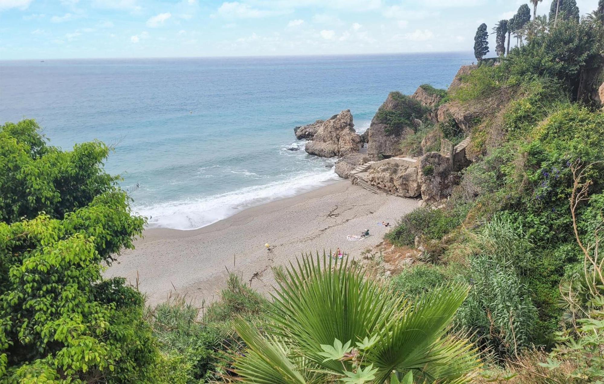 Apartment 2 Bedroom Stunning In Nerja